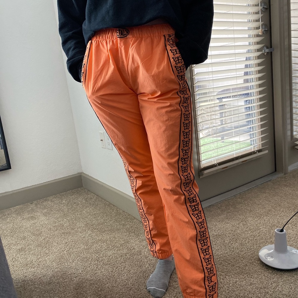 petals and peacocks joggers!